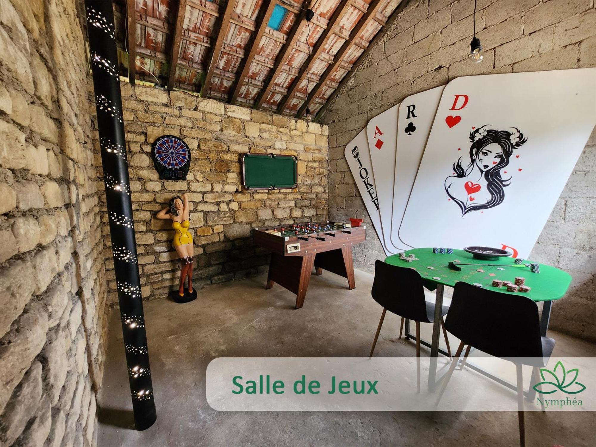 Logement Cocooning 2-4 Personnes Avec Salle De Jeux Chemery-Chehery Buitenkant foto
